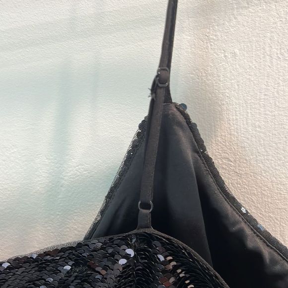 Parker Navy Sequined Faux Wrap Top Size L - Picture 4 of 6